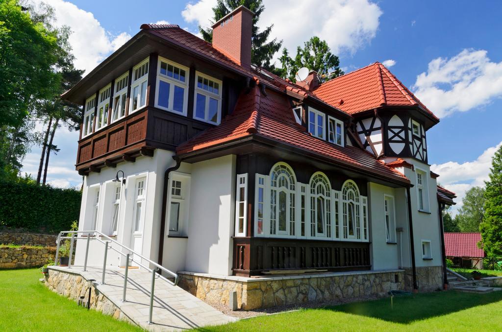 Villa Debowa Polanica-Zdroj Exterior photo